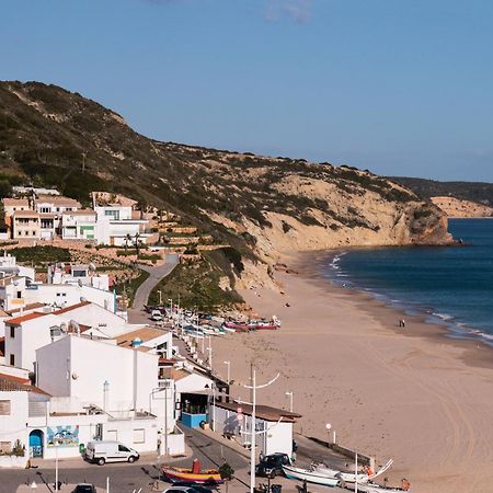 Newly Renovated 2 Bedroom Townhouse - Close To Salema Beach Exteriör bild